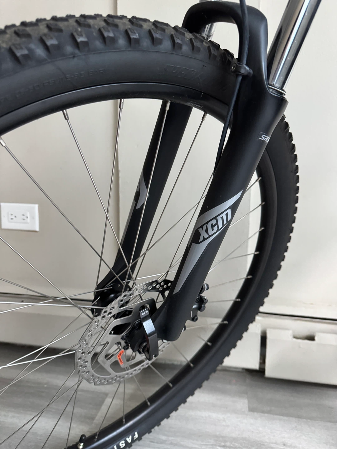 Specialized Stout Mountain Bike - photo 4