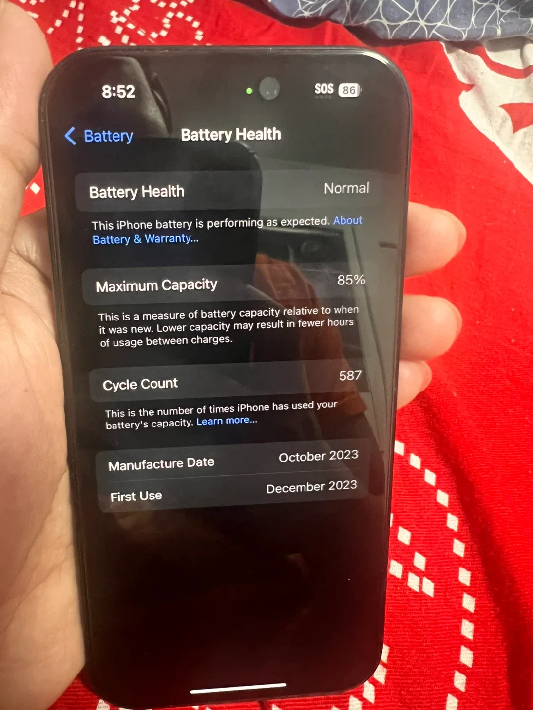 Apple iPhone 15 - Black image indicator(2)