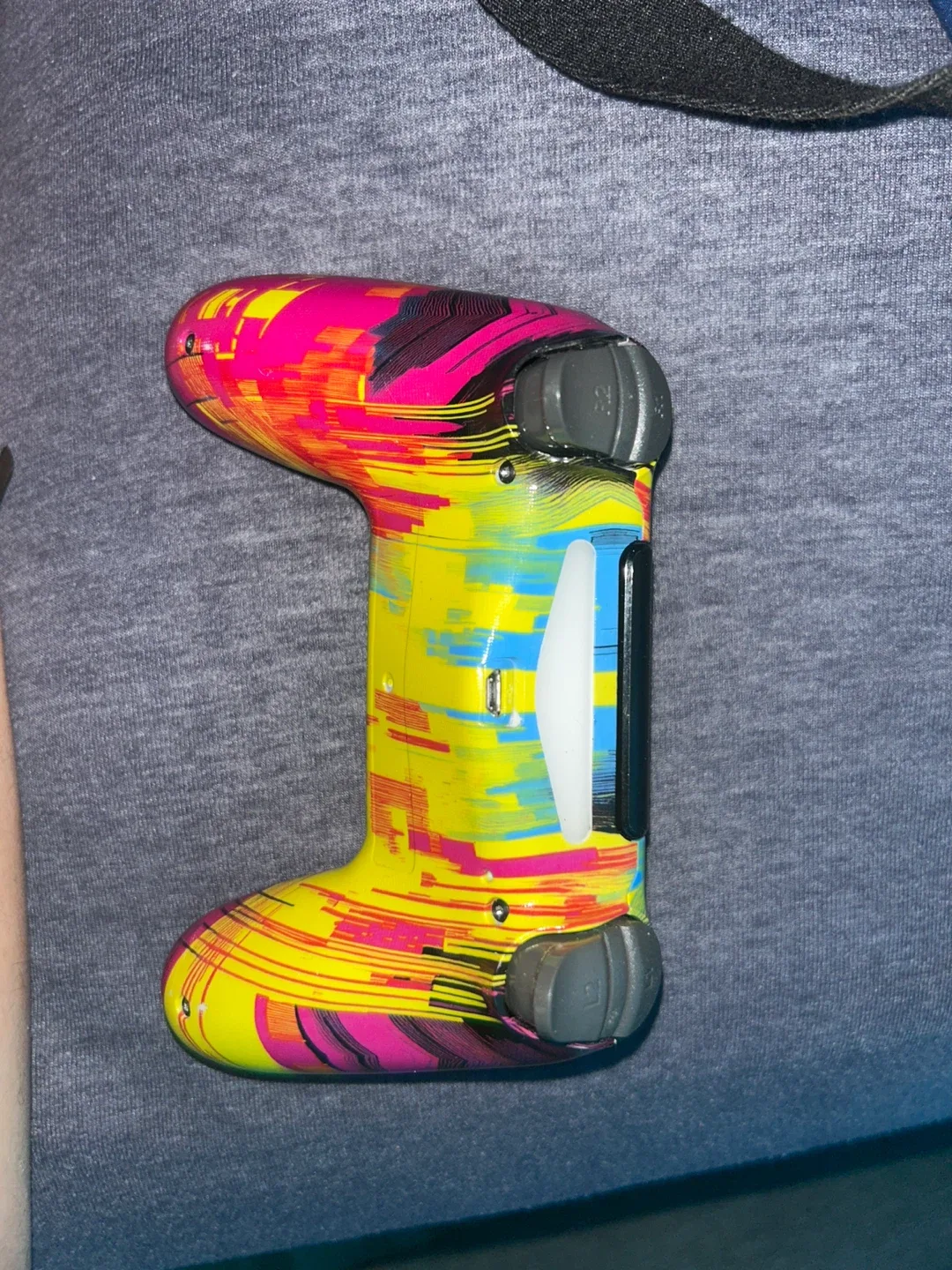 Custom Painted PS4 Controller image indicator(2)