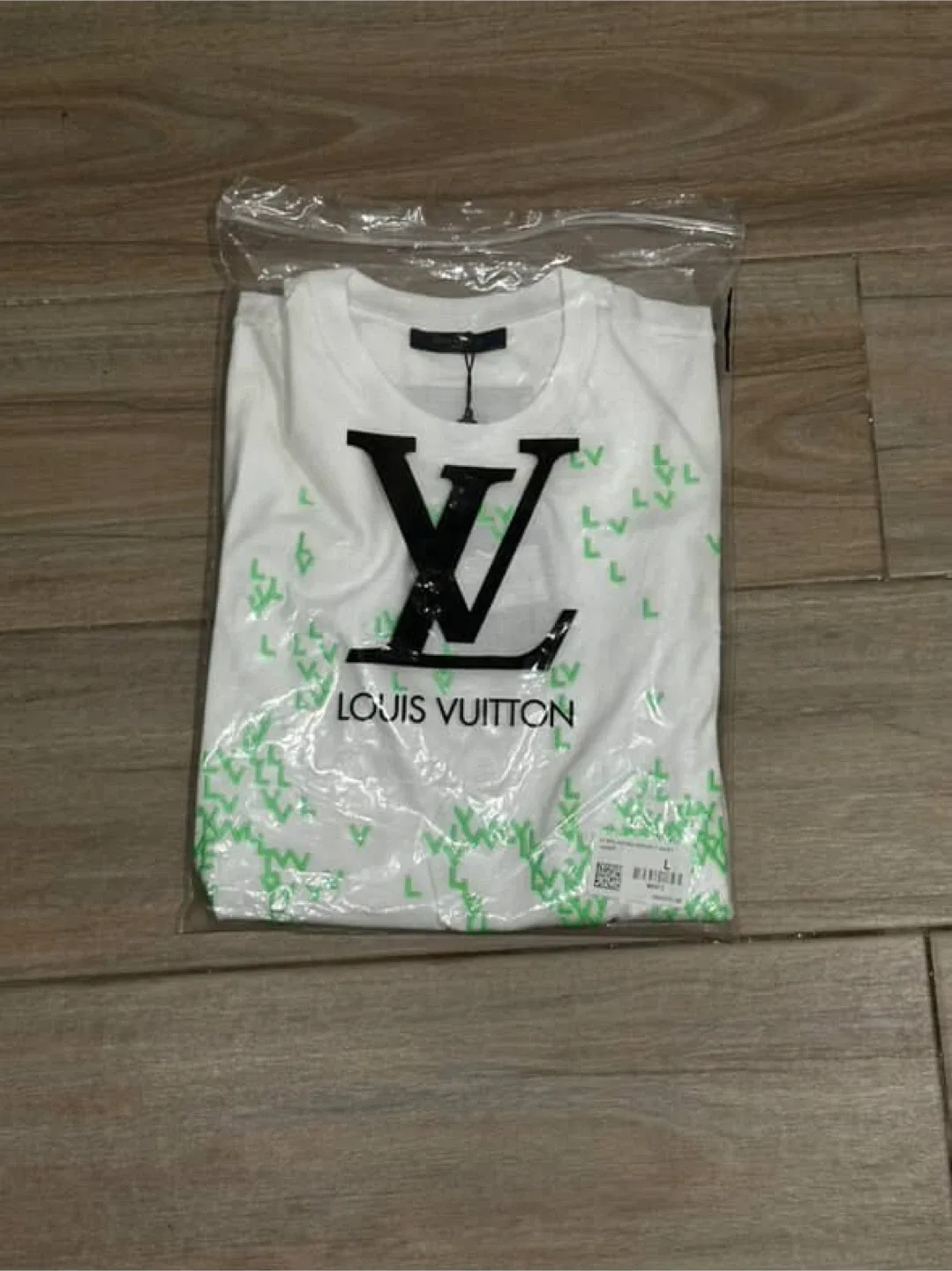 Louis Vuitton White T-Shirt Size L image indicator(3)