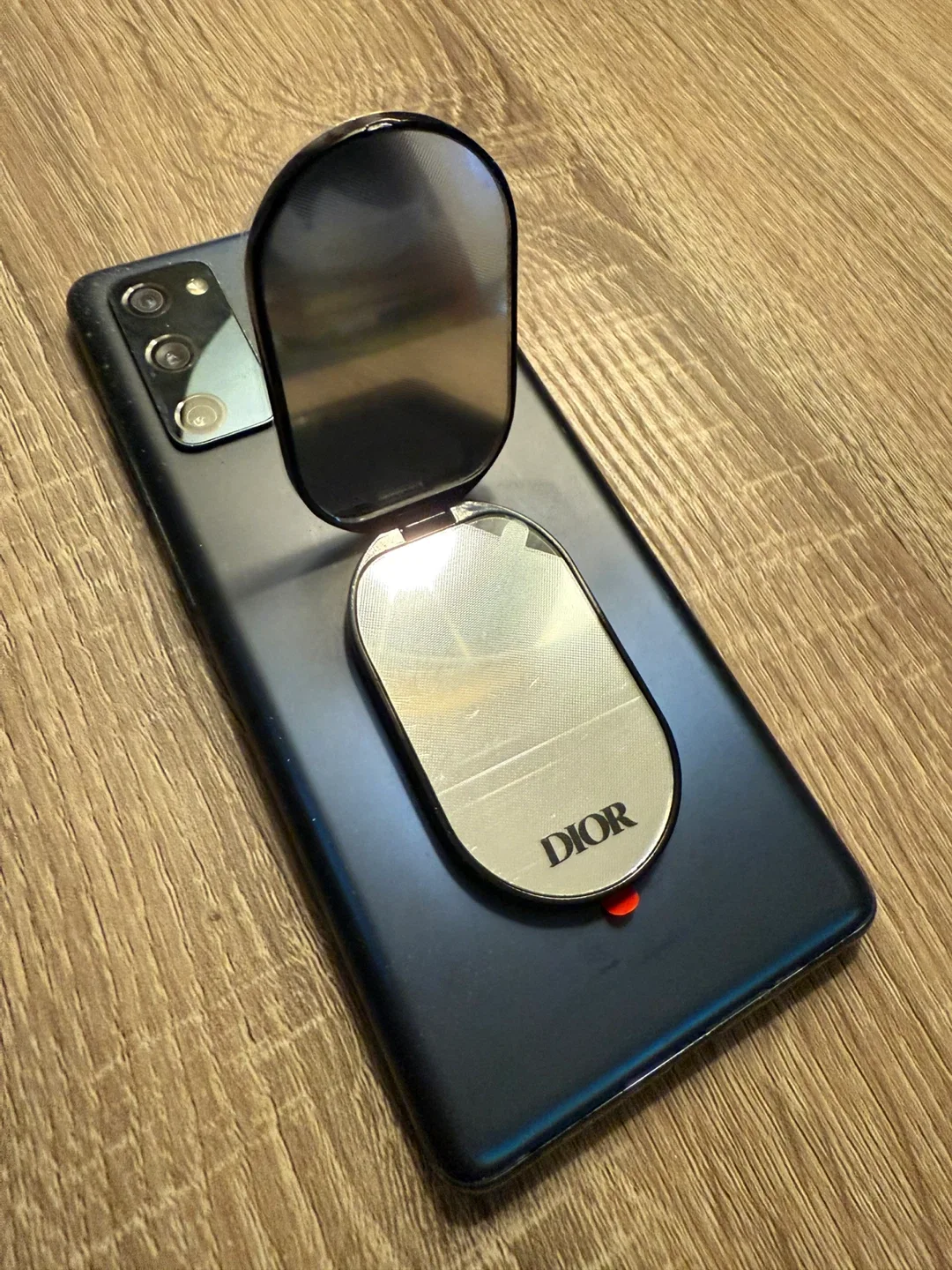 Dior Phone Ring with Two Mirrors thumbnail