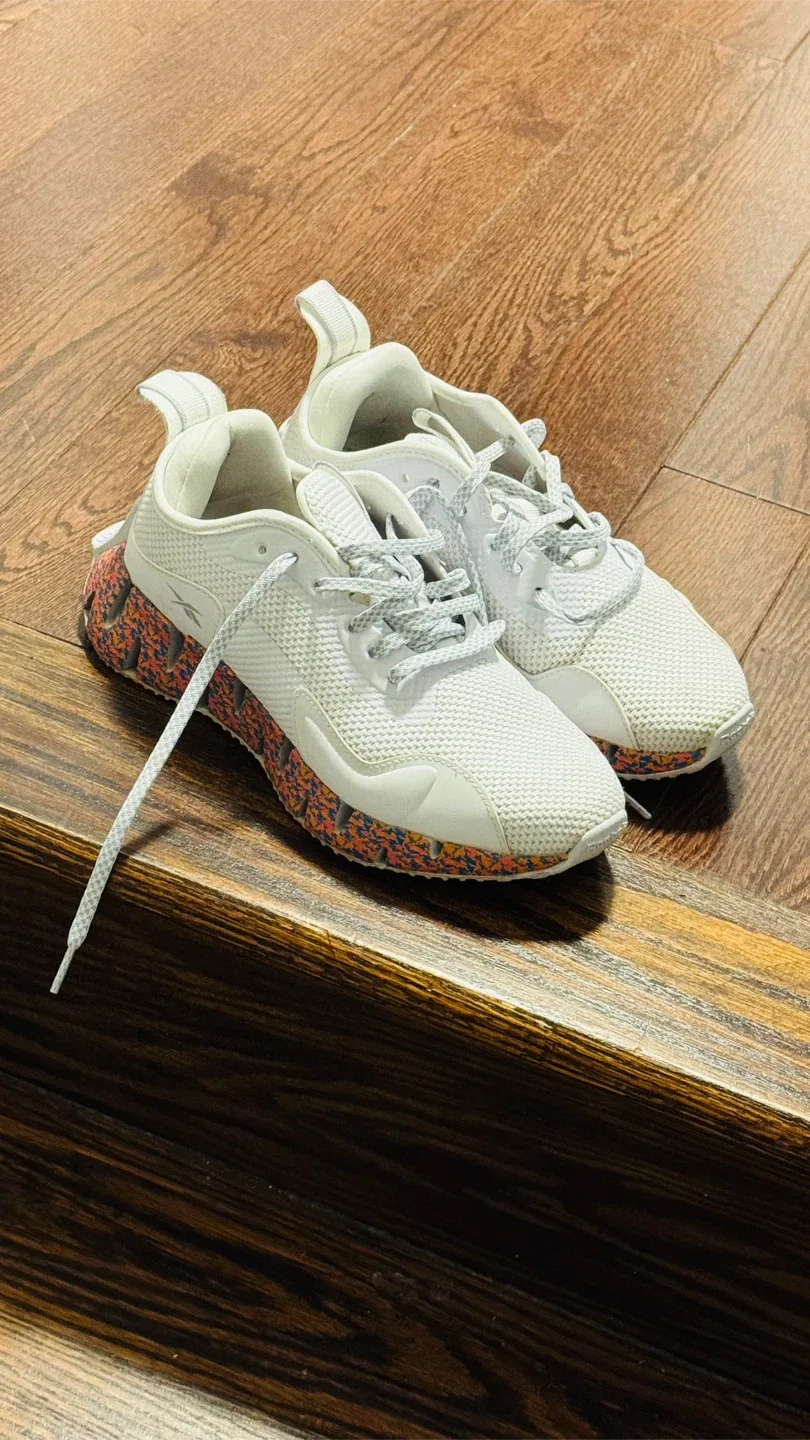 Reebok Zig Dynamica 4 White Sneakers image indicator(2)