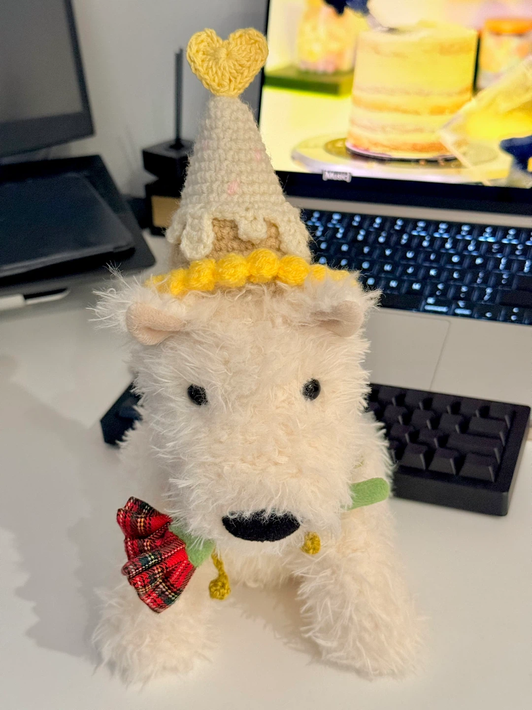 Crochet party hat - photo 2