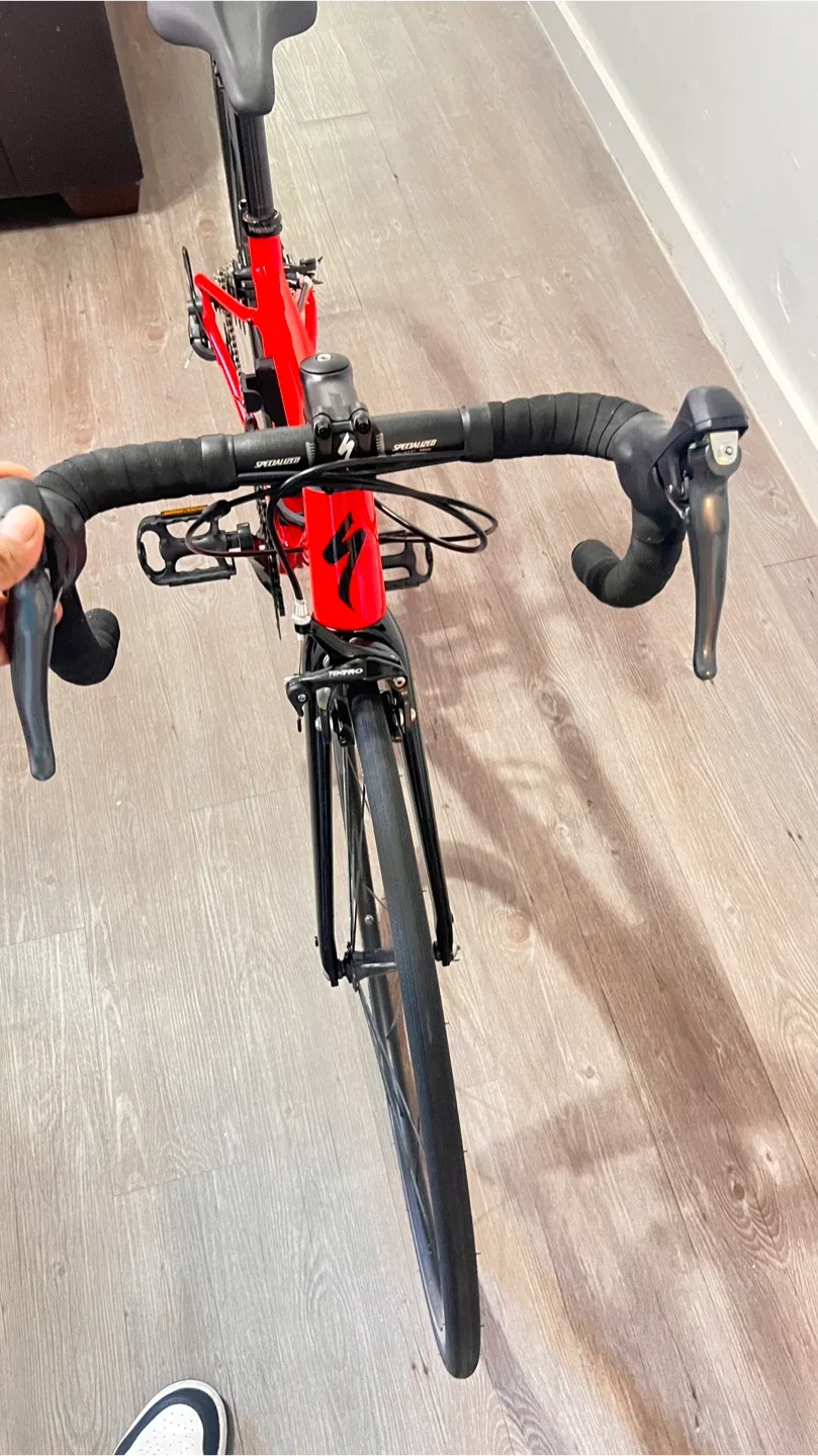 Specialized Road Bike - Red image indicator(8)