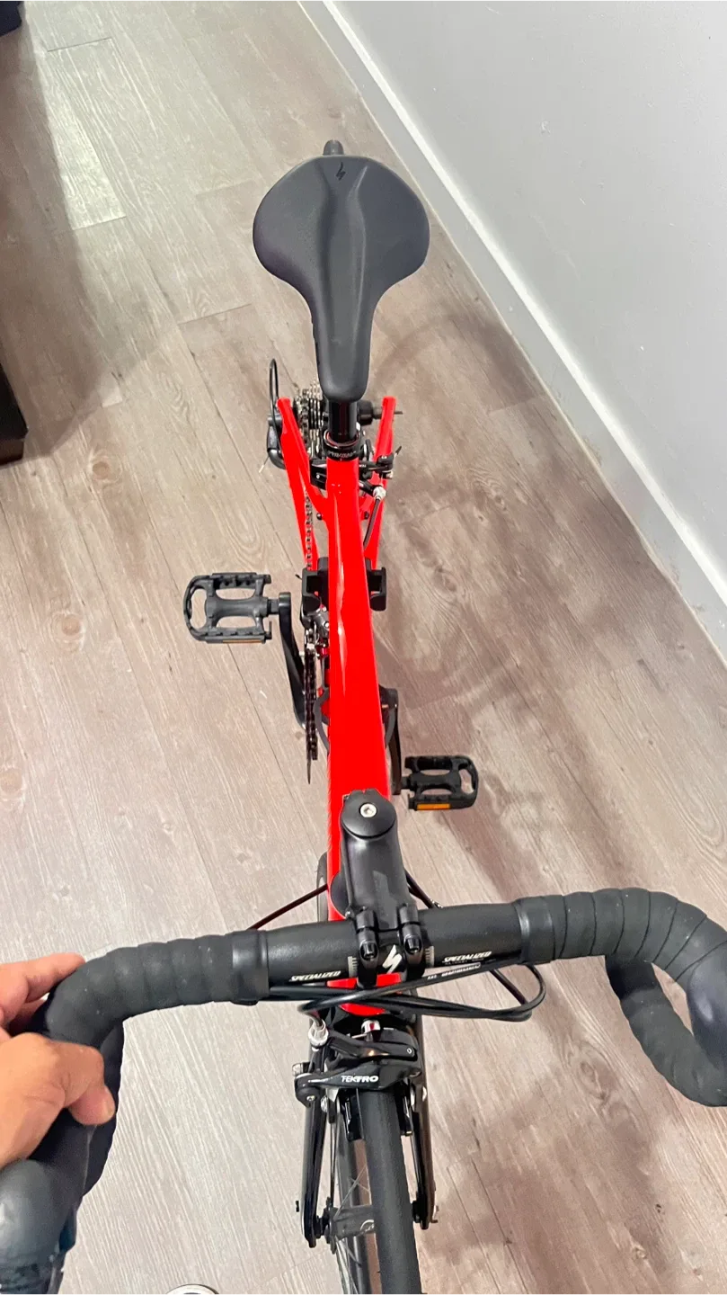 Specialized Road Bike - Red image indicator(9)