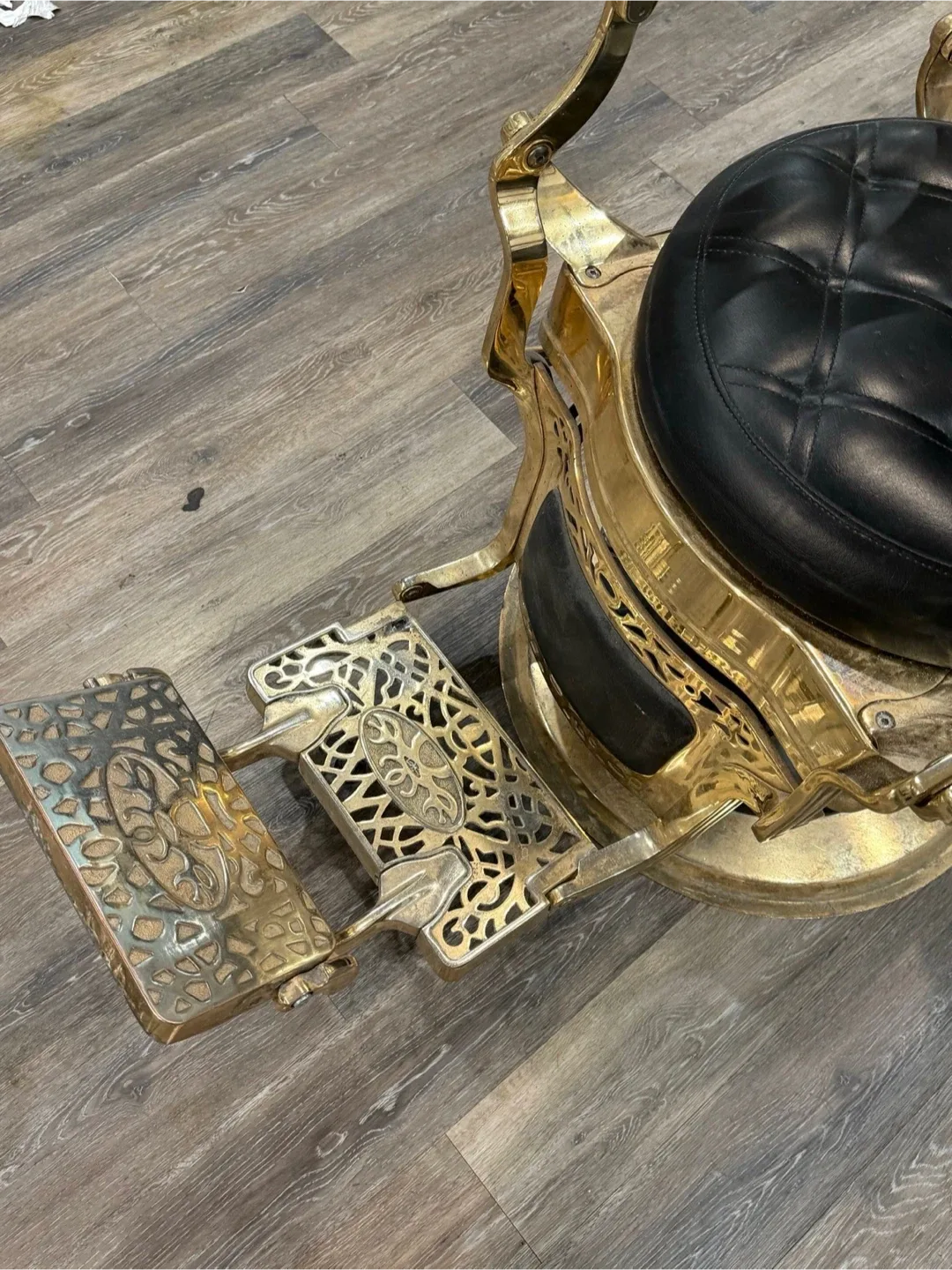 GreenLife Salon Chair - Antique Bronze & Black image indicator(2)