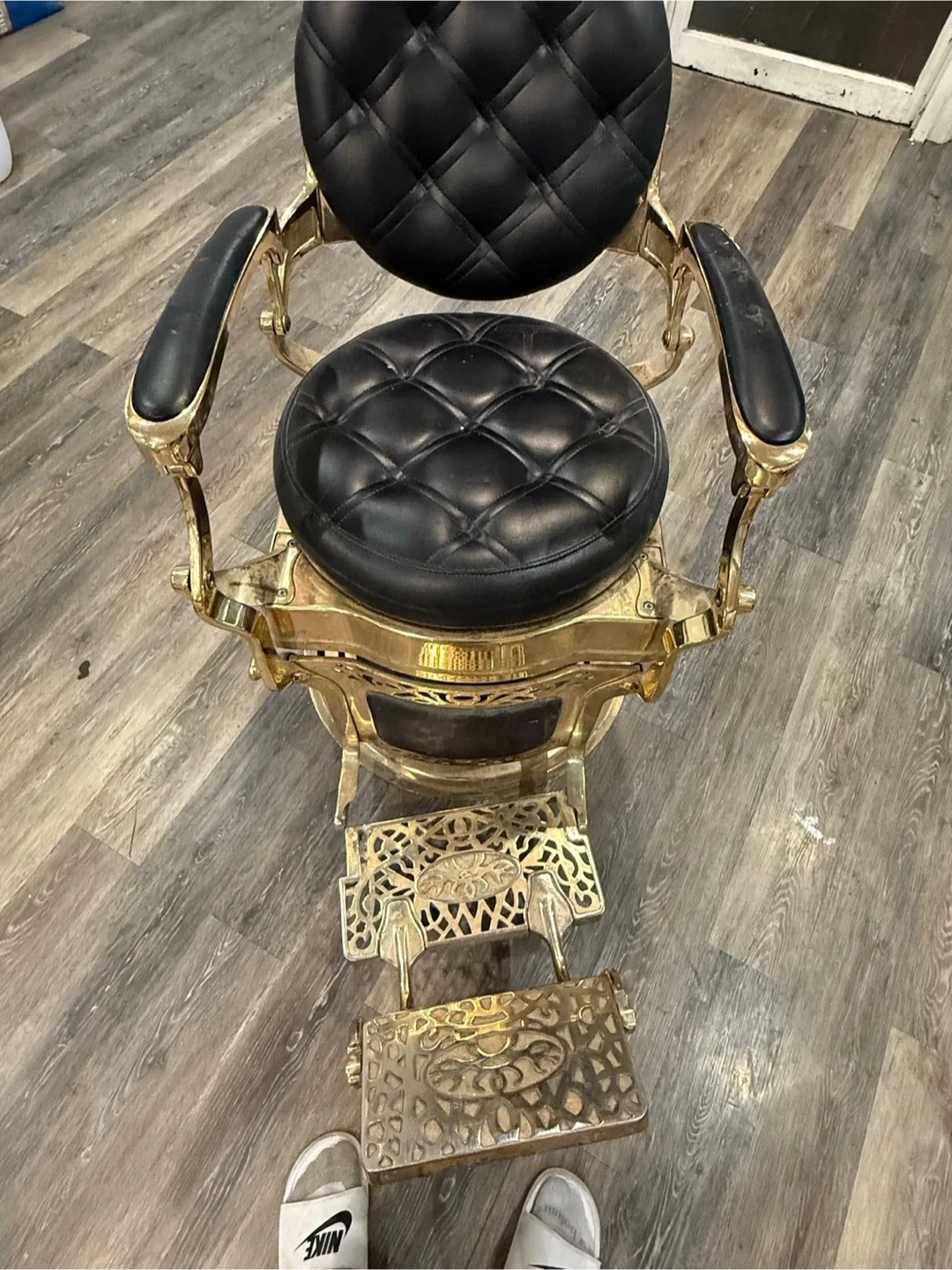 GreenLife Salon Chair - Antique Bronze & Black image indicator(3)