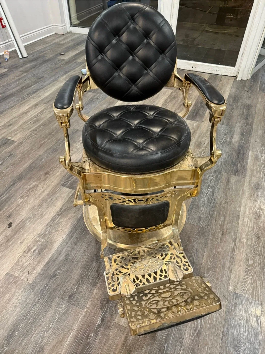 GreenLife Salon Chair - Antique Bronze & Black image indicator(5)