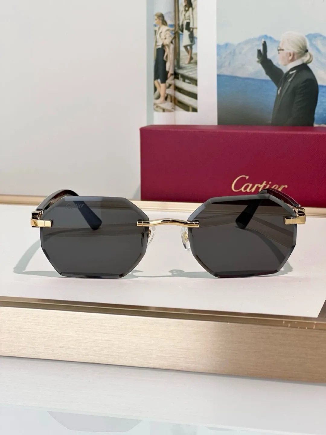 Designer Sunglasses: Louis Vuitton, Versace, Cartier image indicator(6)