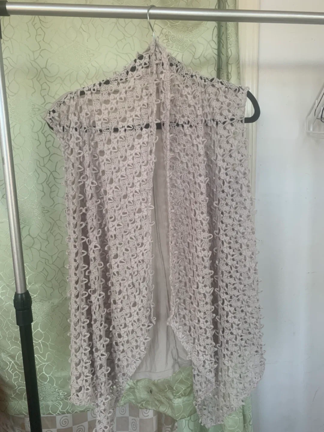 Crochet Vest (Sleeveless) Make offer.Address: V5T 0J5 image indicator(2)