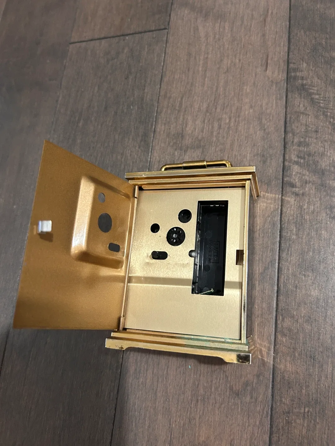 Howard Miller Travel Alarm Clock image indicator(4)