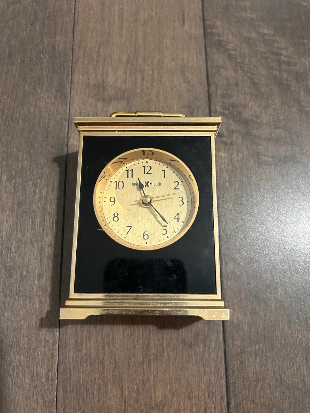 Howard Miller Travel Alarm Clock image indicator(7)