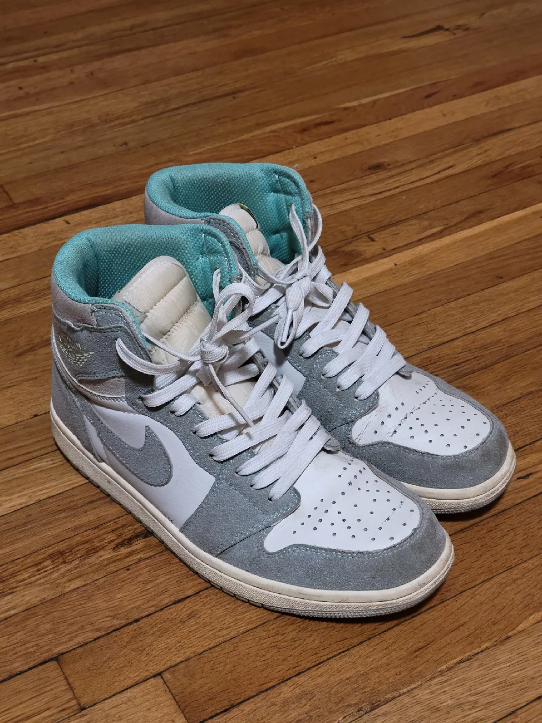 Nike Air Jordan 1 Retro High OG 'Turbo Green' image indicator(3)