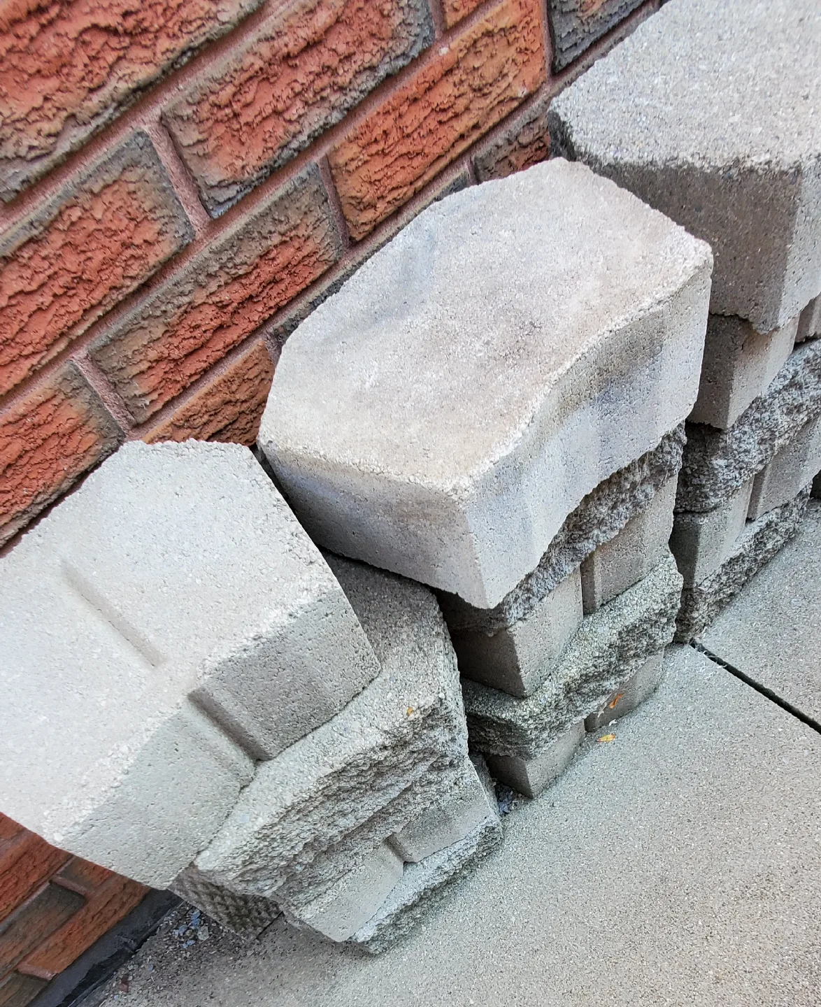 Landscape edge - grey. Clean. image indicator(3)