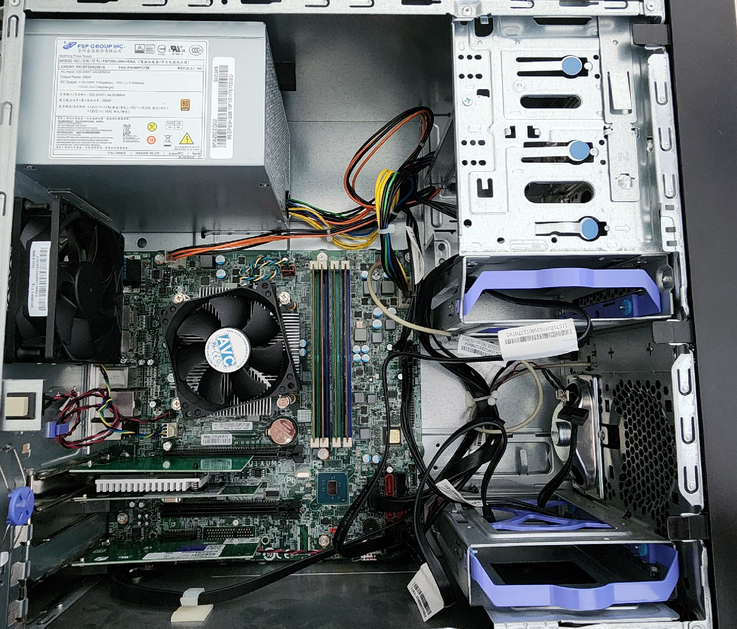 Lenovo ThinkStation P320 Workstation - photo 3