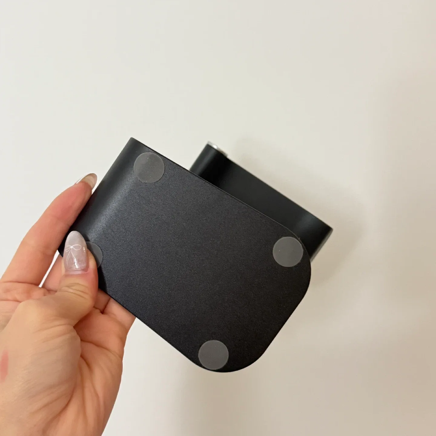 Black Adjustable Phone/Tablet Stand image indicator(4)