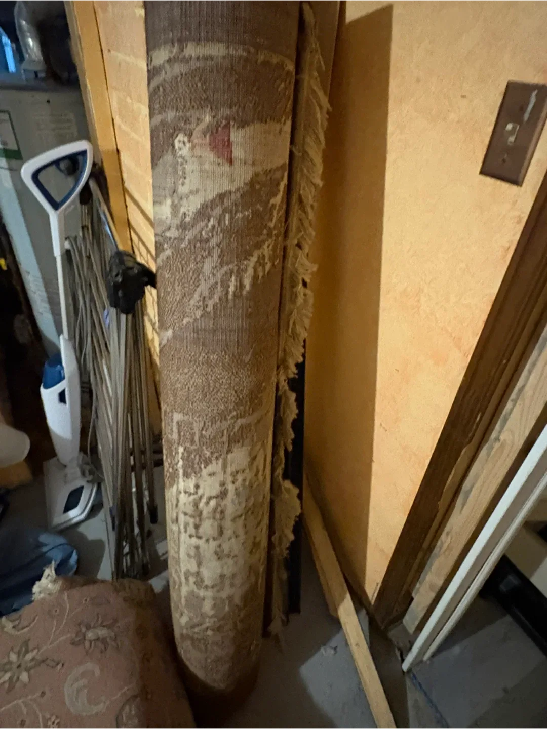 Area Rug - Brown image indicator(2)