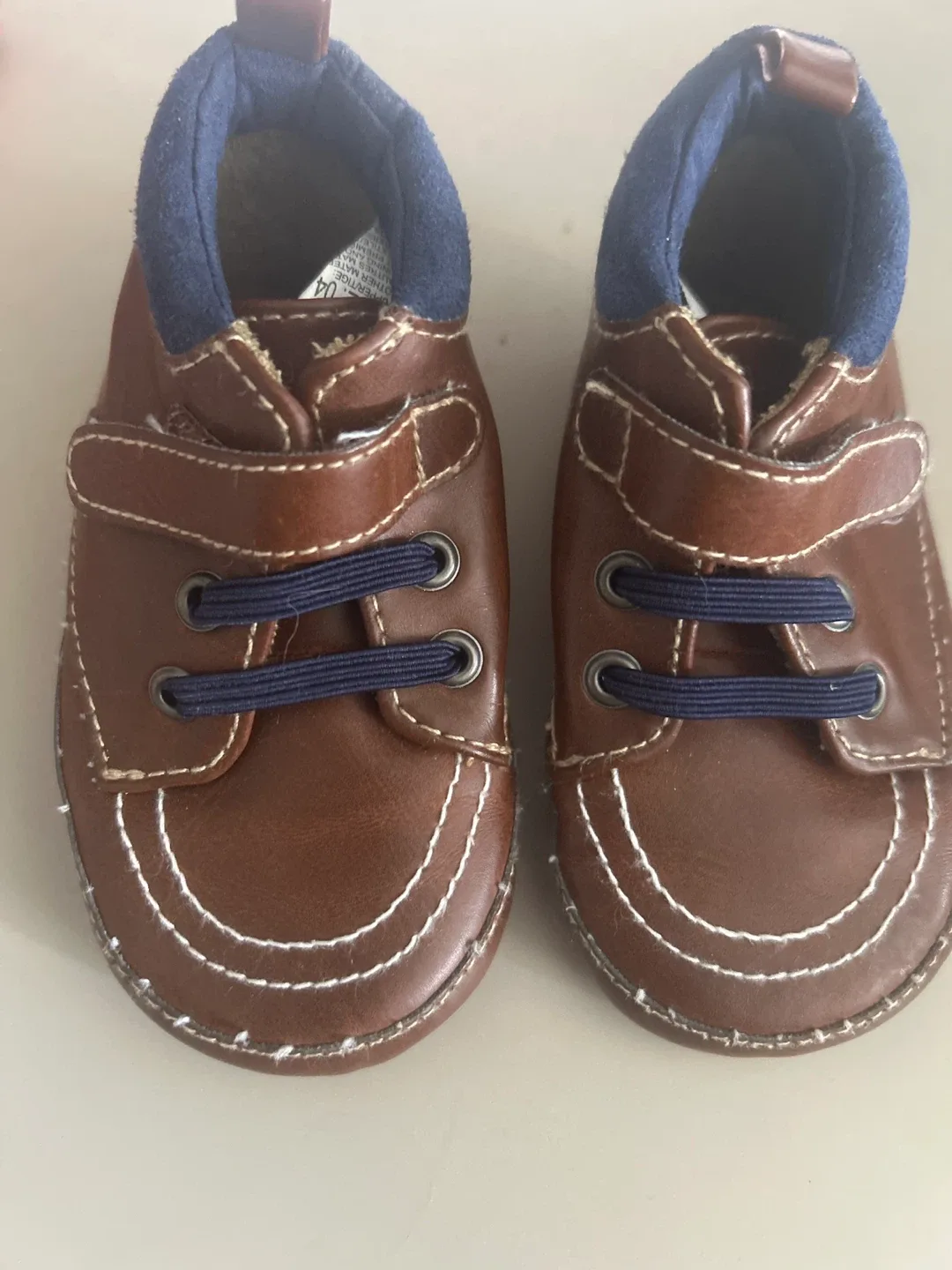 Assorted Baby Shoes image indicator(2)