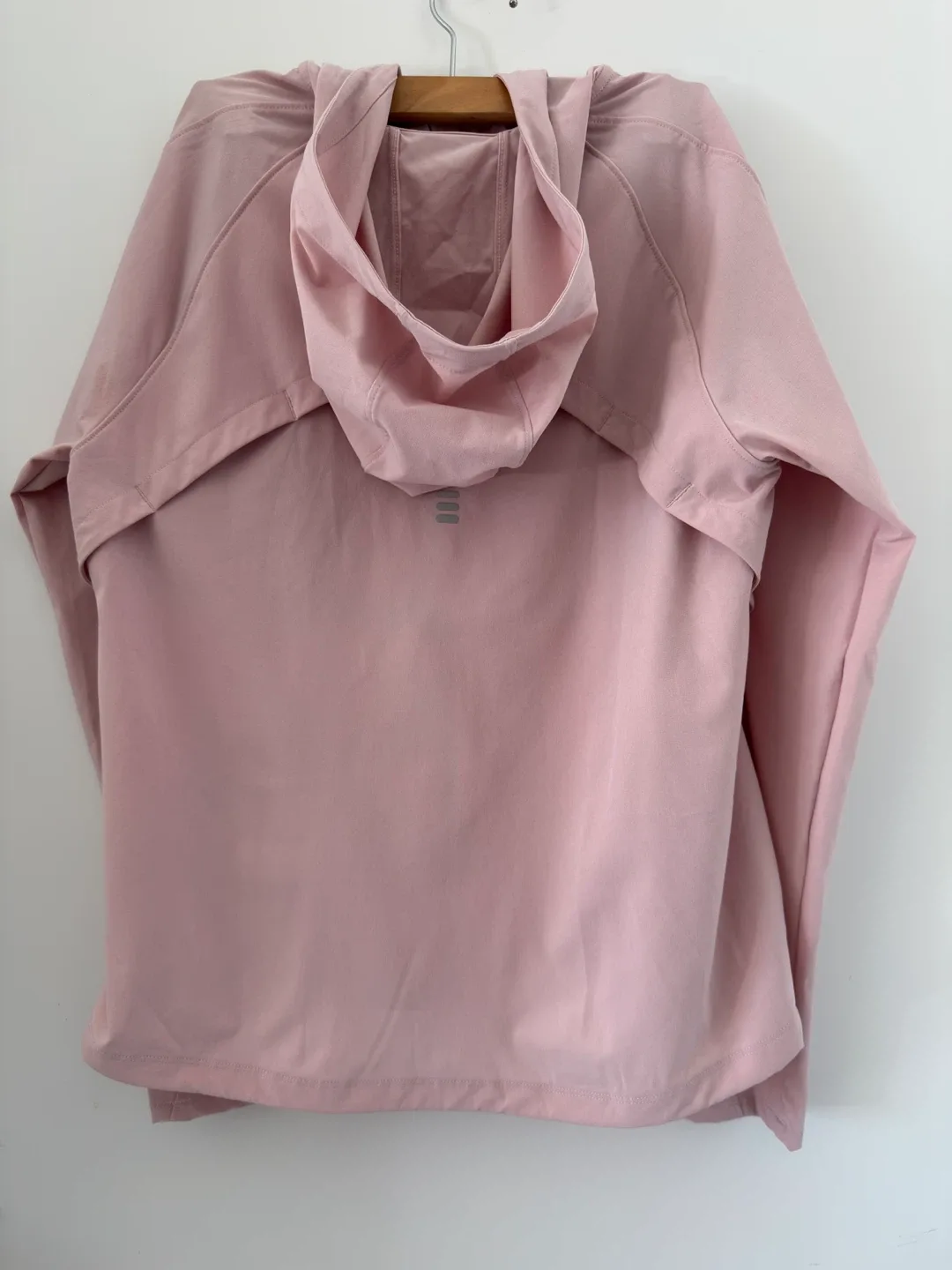 Under Armour Jacket - Size L image indicator(8)