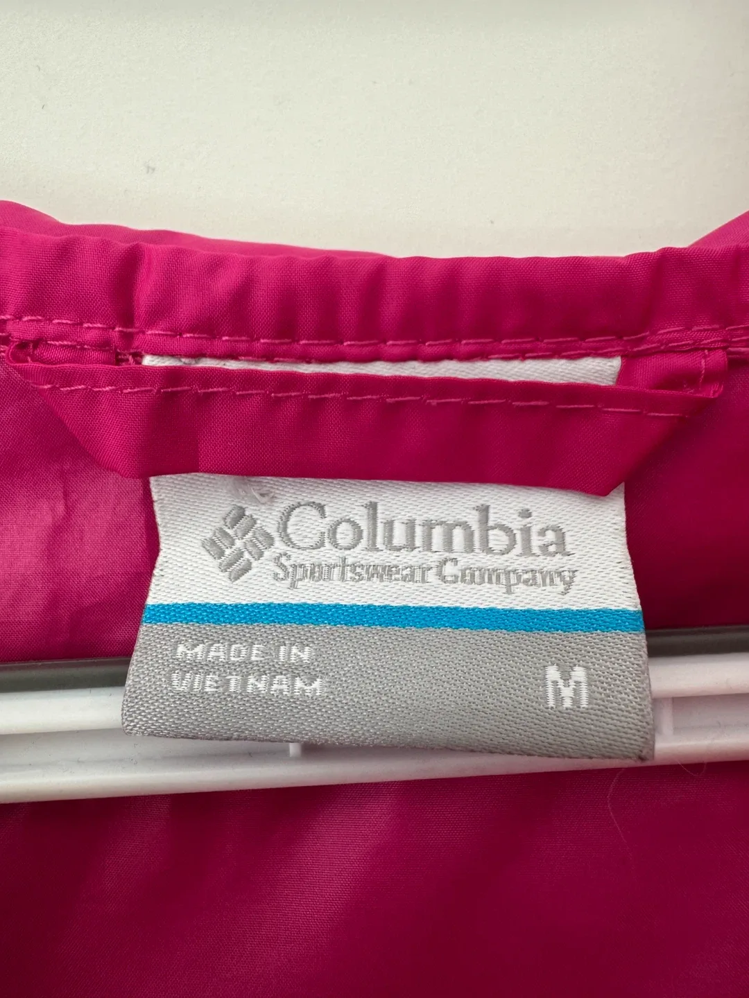 Columbia Outerwear / Rain / Windbreaker - Size M image indicator(4)