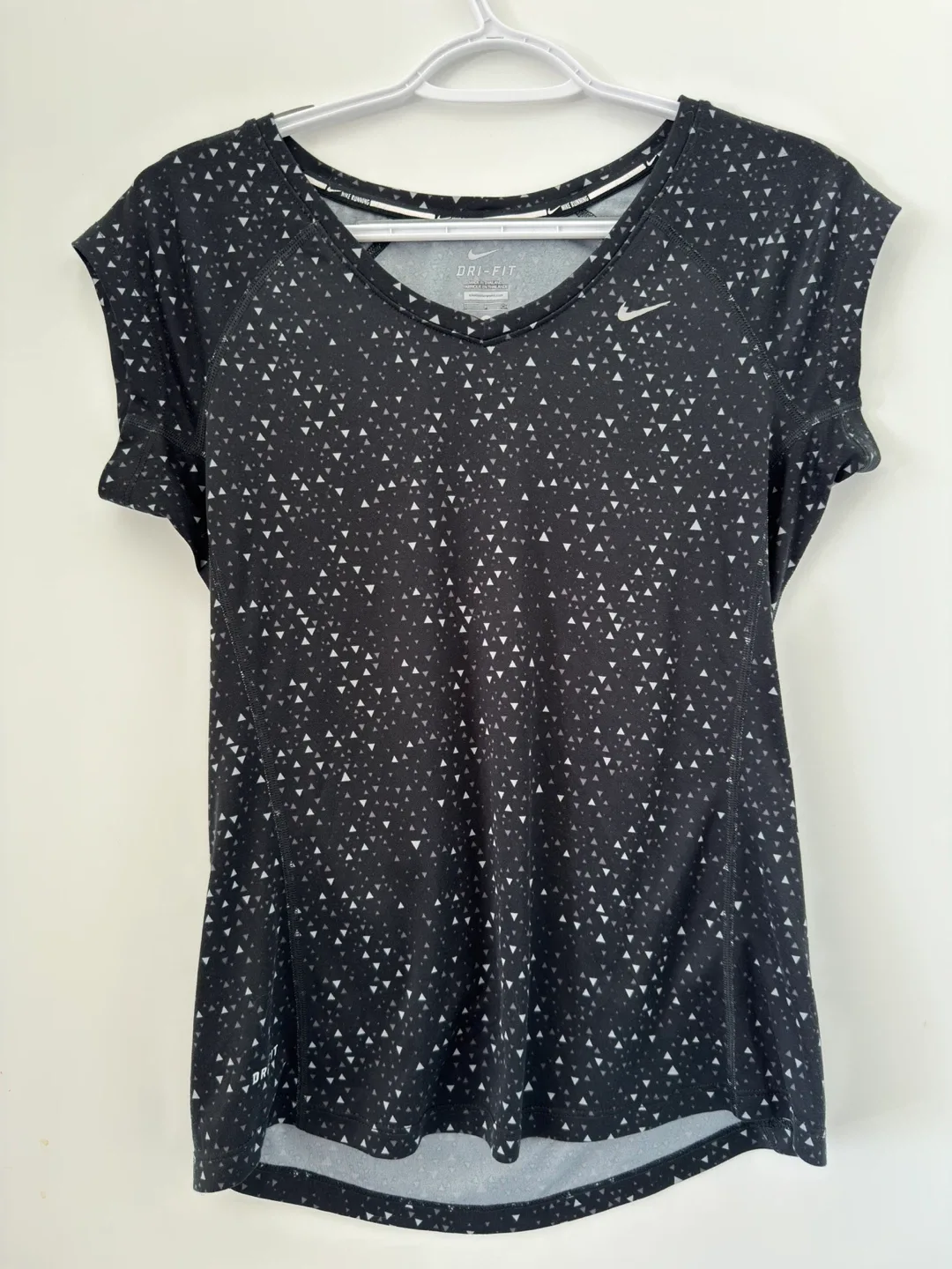 Women’s Nike DRI-FIT Tank Tops image indicator(9)