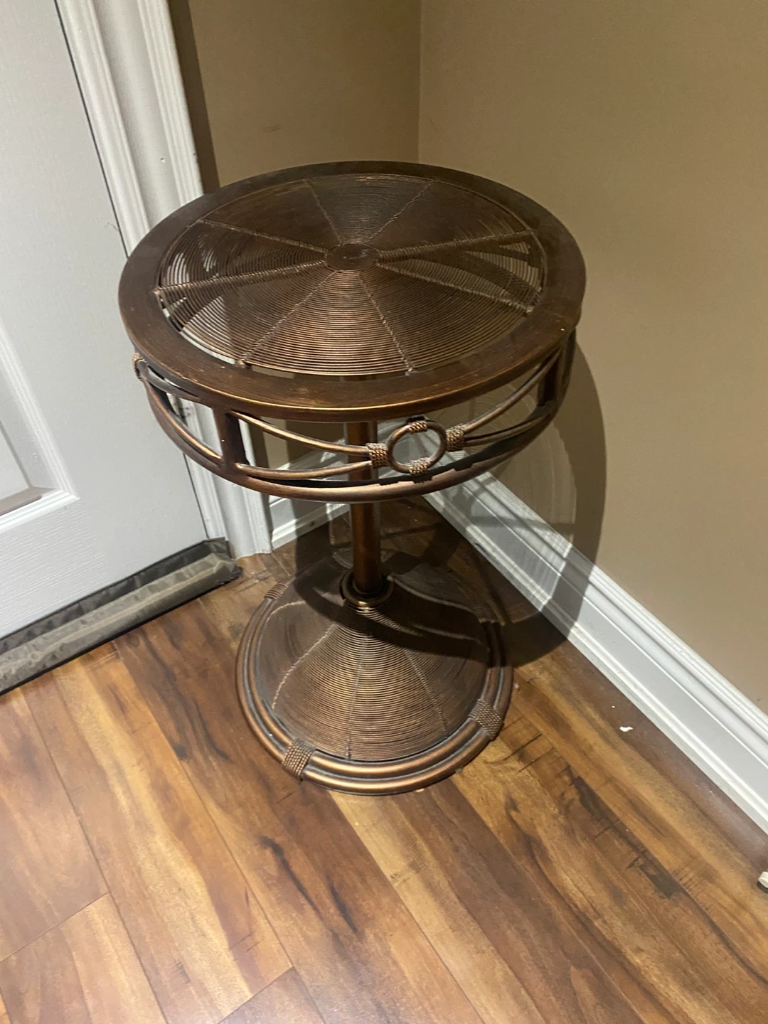 Wicker Accent (corner piece or end table) - photo 2