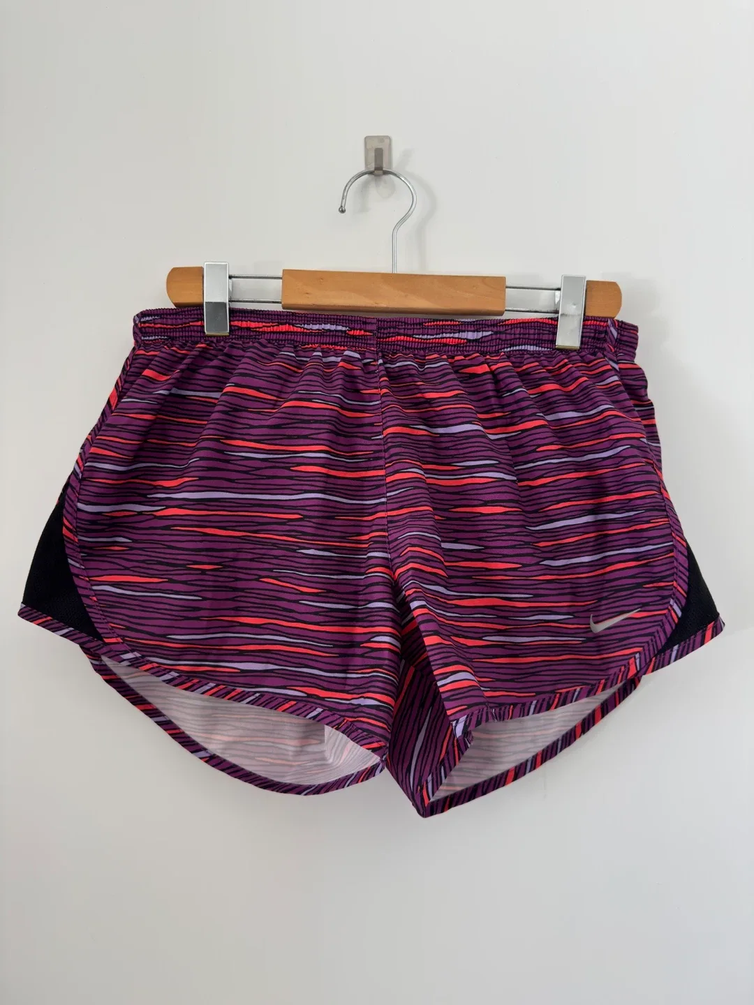 Women’s Nike Running Bottoms - Shorts - Legging image indicator(4)