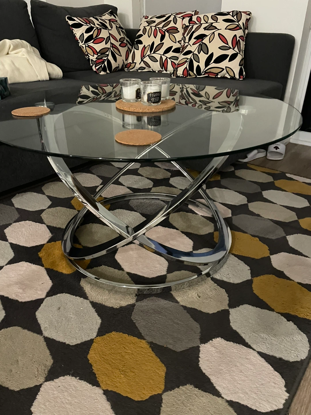 Glass Coffee Table - 34 inch diameter - photo 3