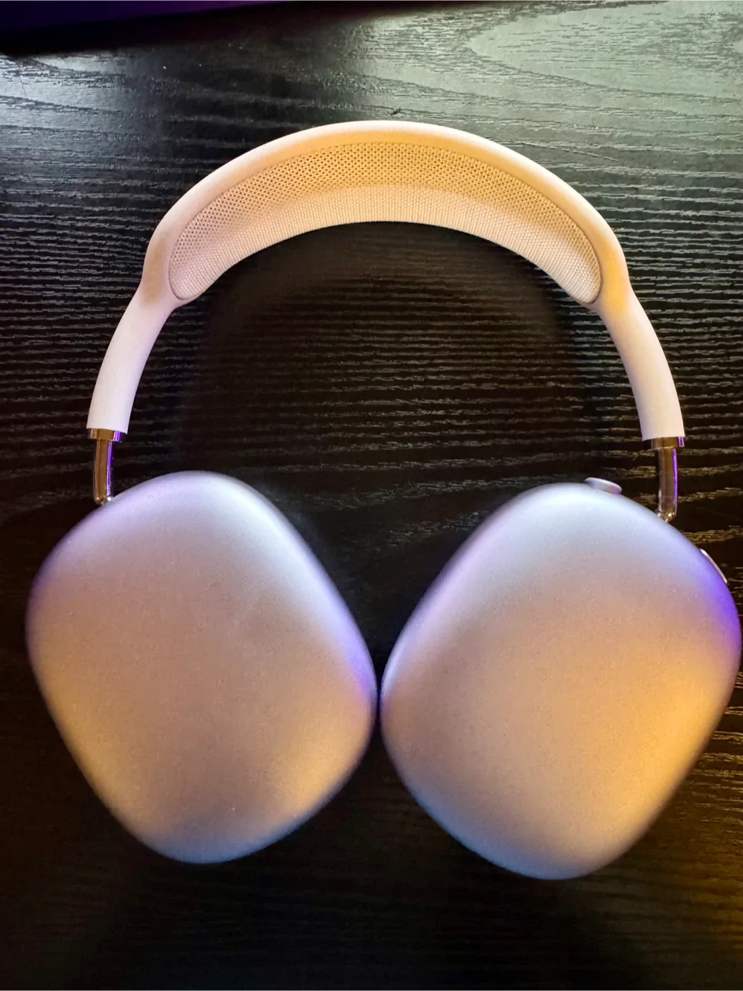 Apple AirPods Max image indicator(2)