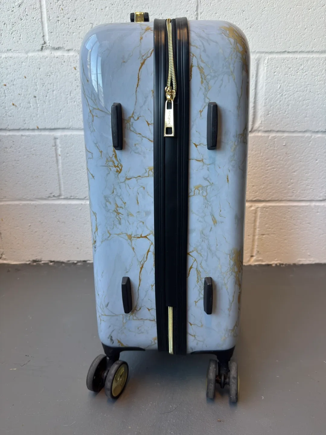 Bebe Carry-On Luggage - Marble Design image indicator(4)