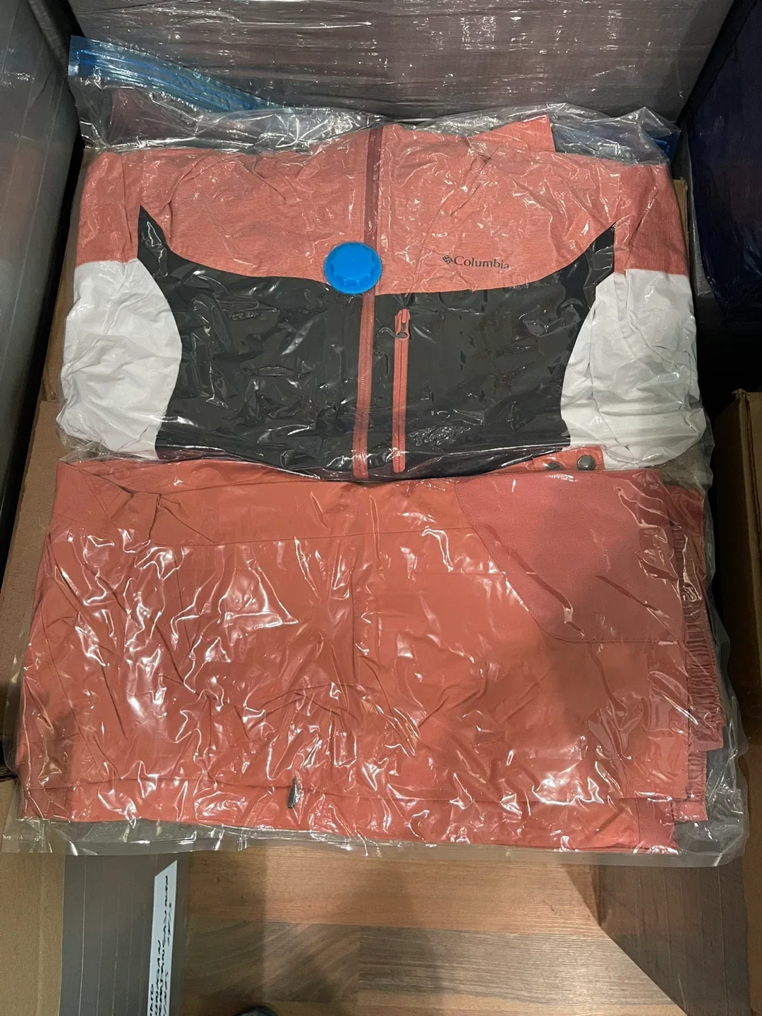 Columbia Ski Jacket & Pants Set image indicator(2)