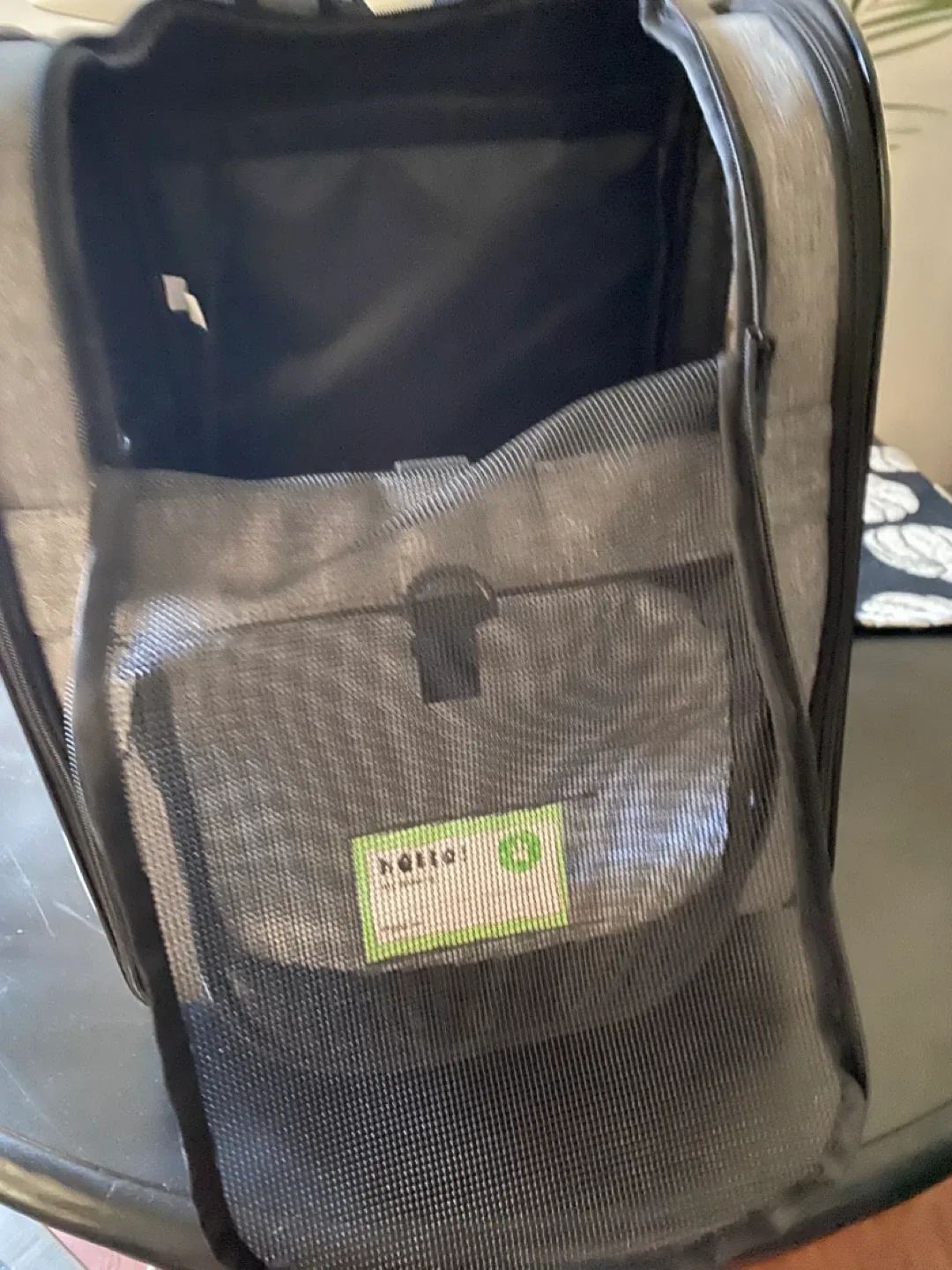 Grey Pet Carrier with Wheels image indicator(2)