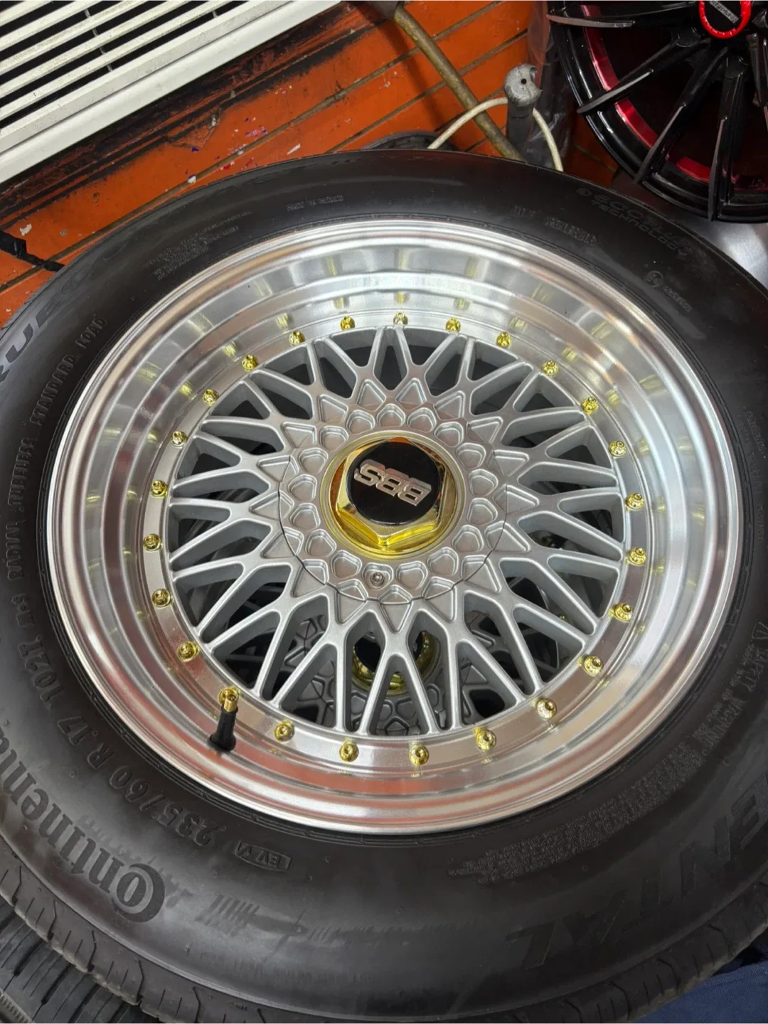 BBS Wheel with Continental Tire 235/30 R17 image indicator(3)