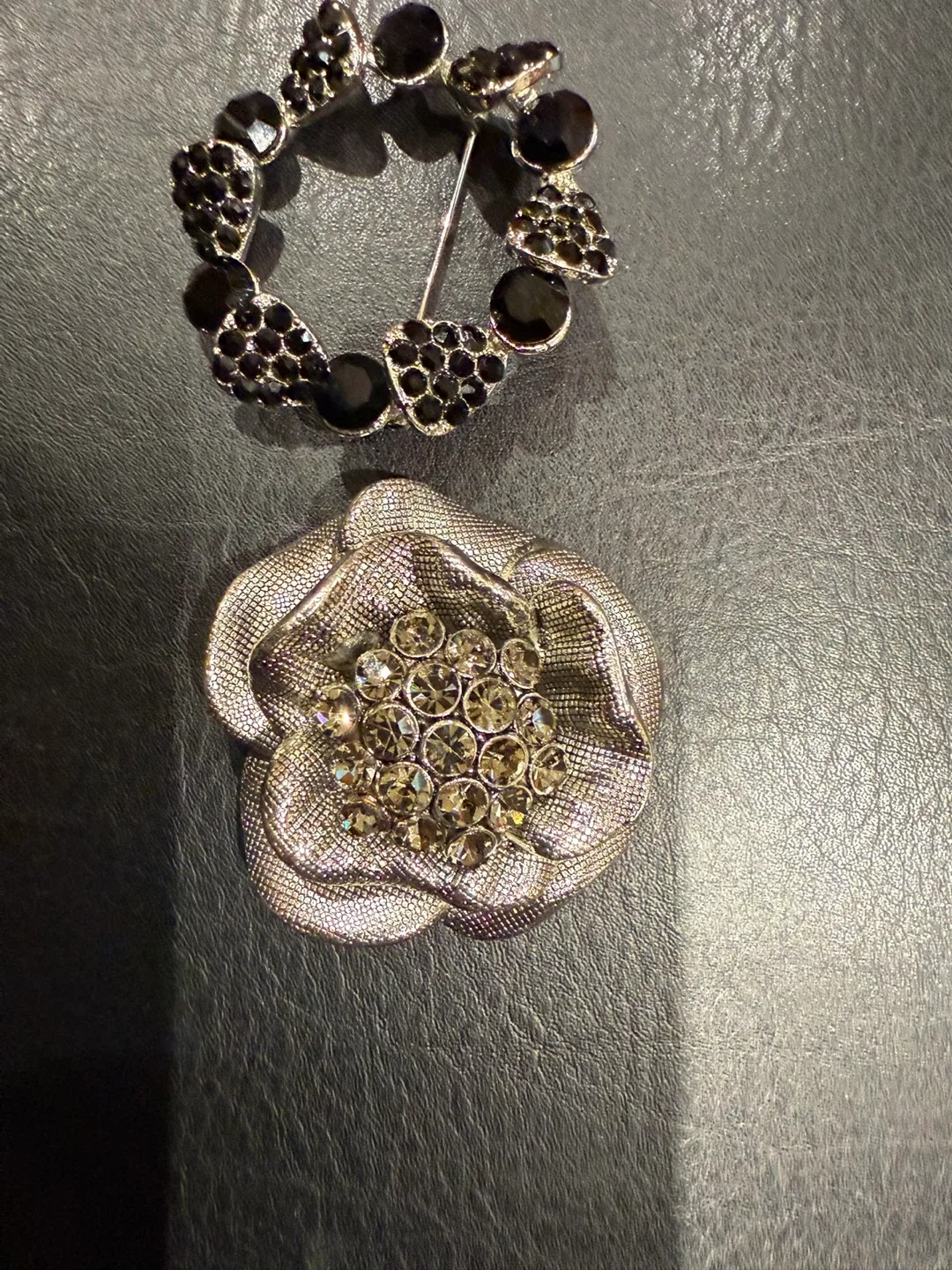 Brooches - Floral & Circle thumbnail