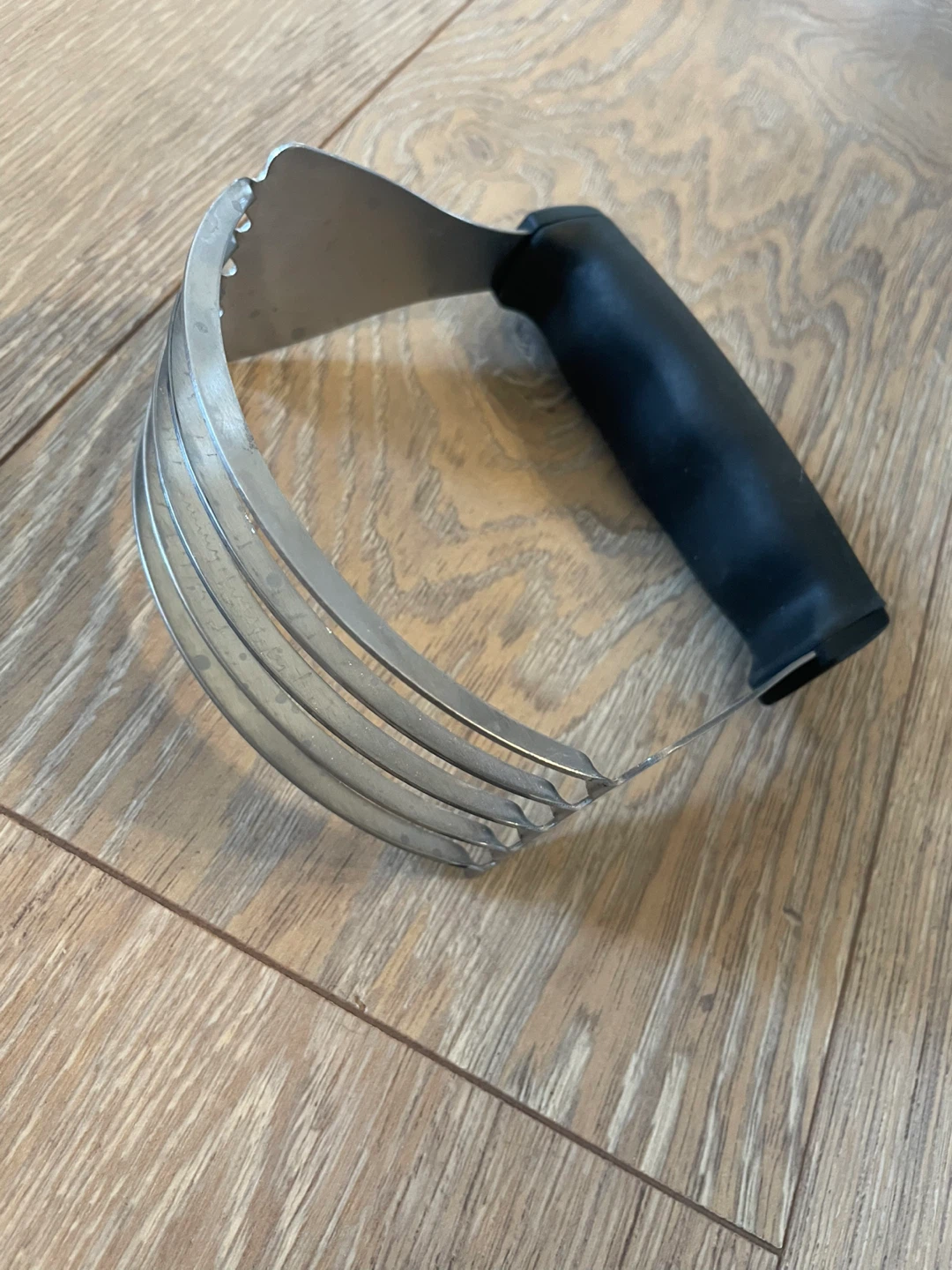 Pastry Blender / Dough Cutter 🧡