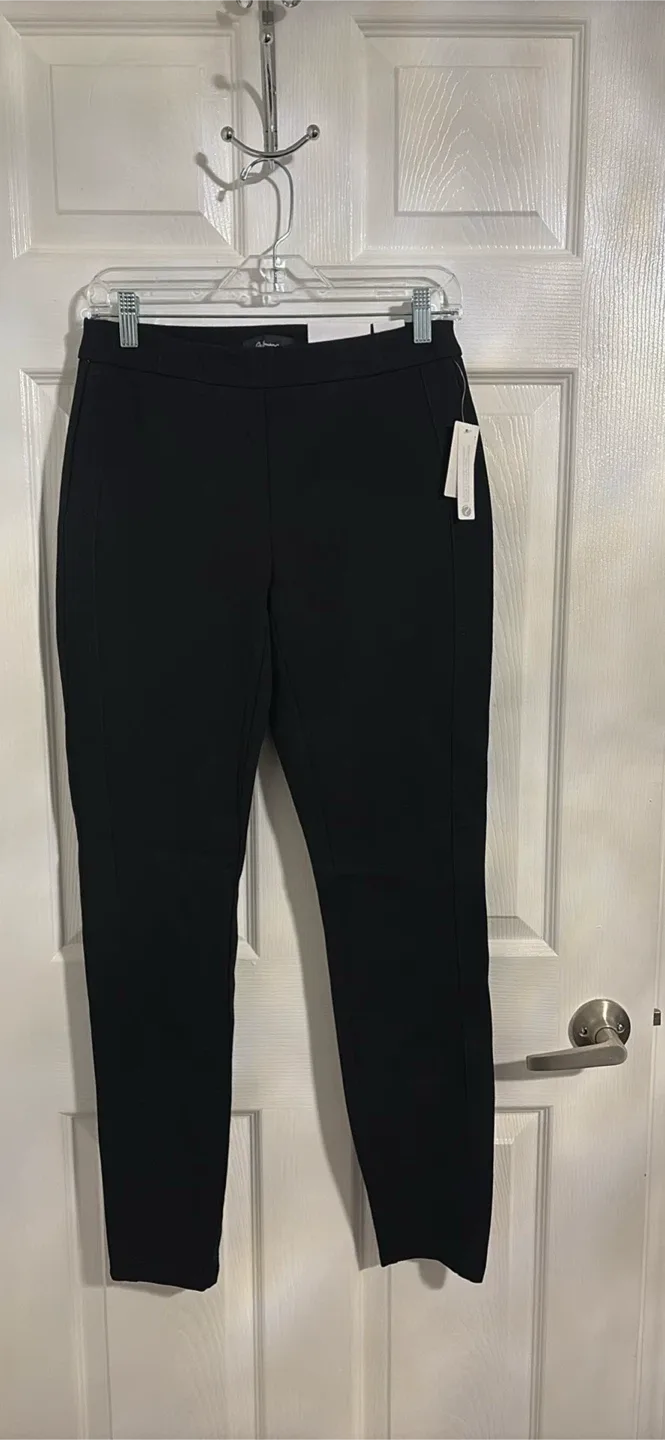 New Reitmans Modern Stretch Leggings - Size 6 thumbnail