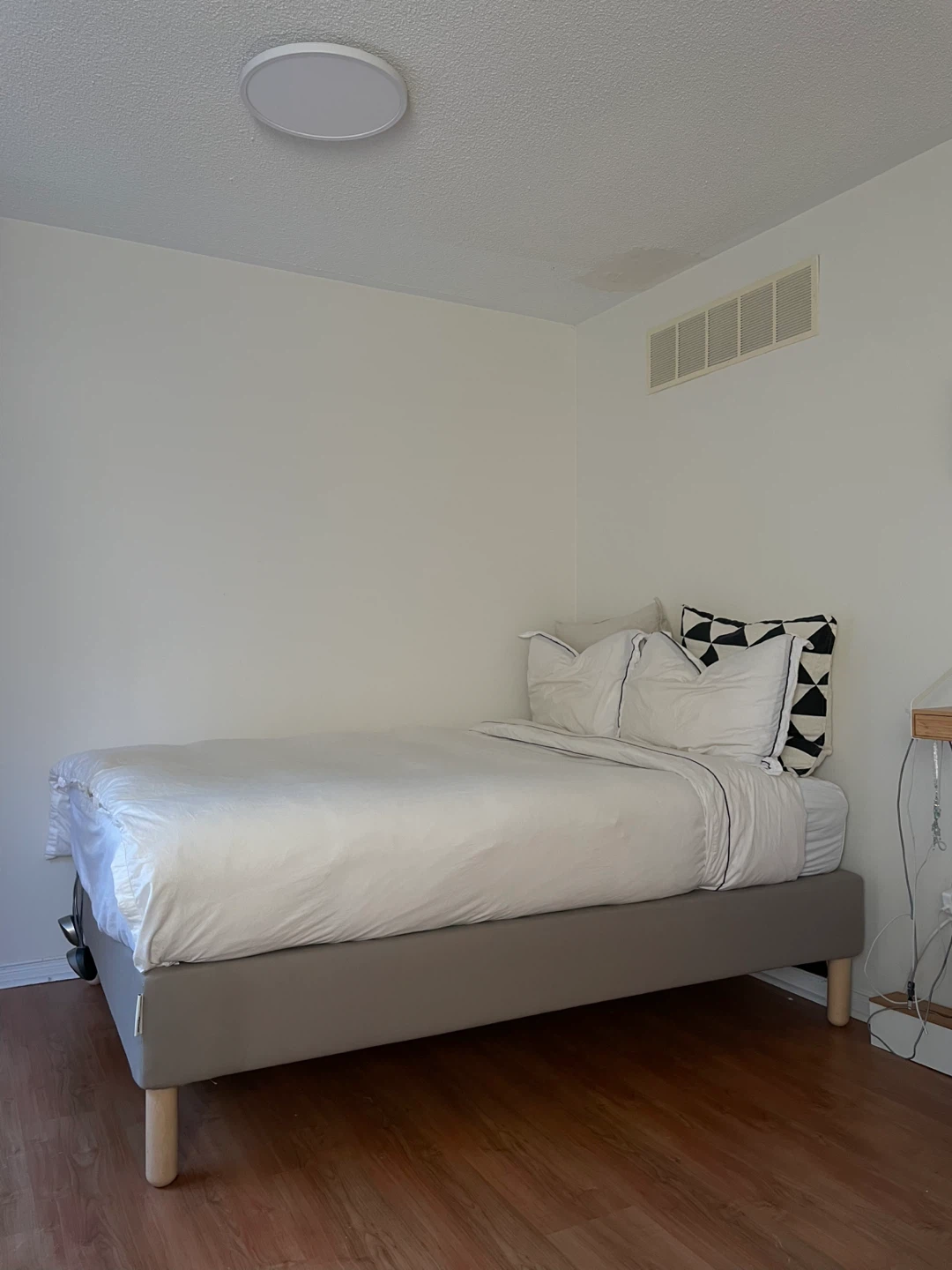 IKEA Espevar Bed Frame - Full/Double - photo 2