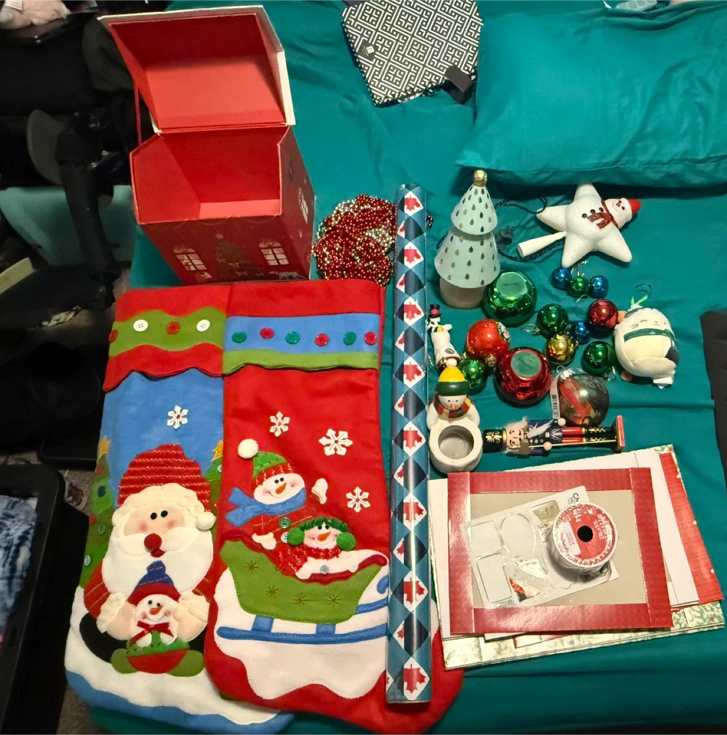 Christmas Decorations Bundle thumbnail