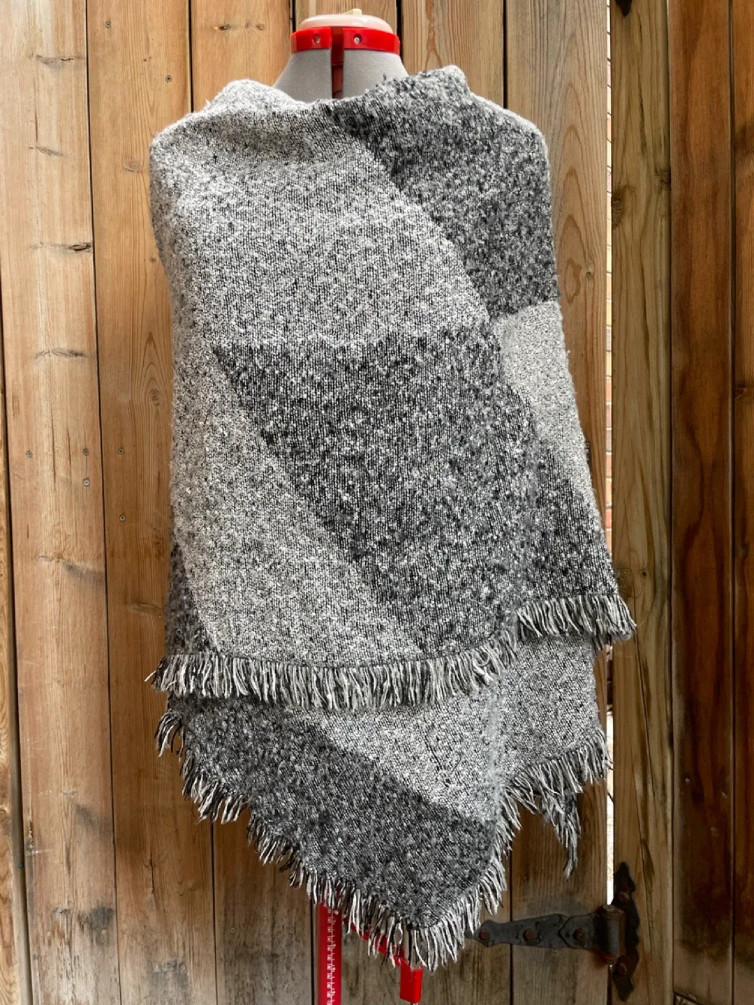 Oversized triple toned, soft knit scarf image indicator(3)
