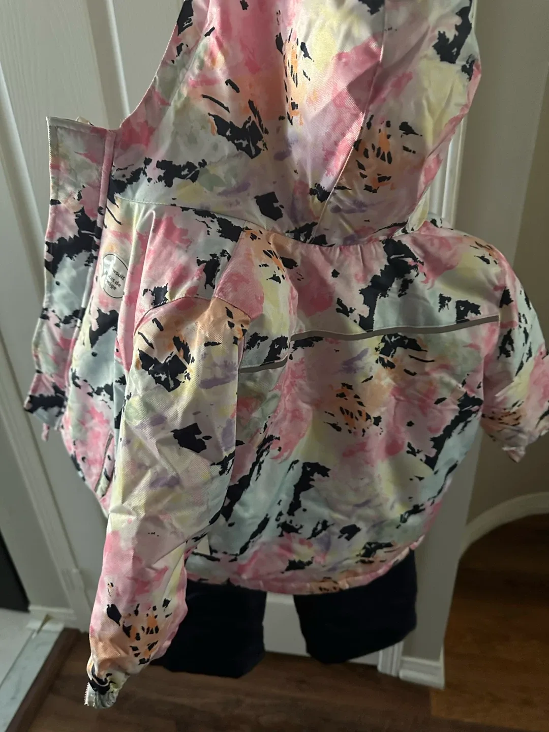 New Snowsuit Set - Size 4T image indicator(3)