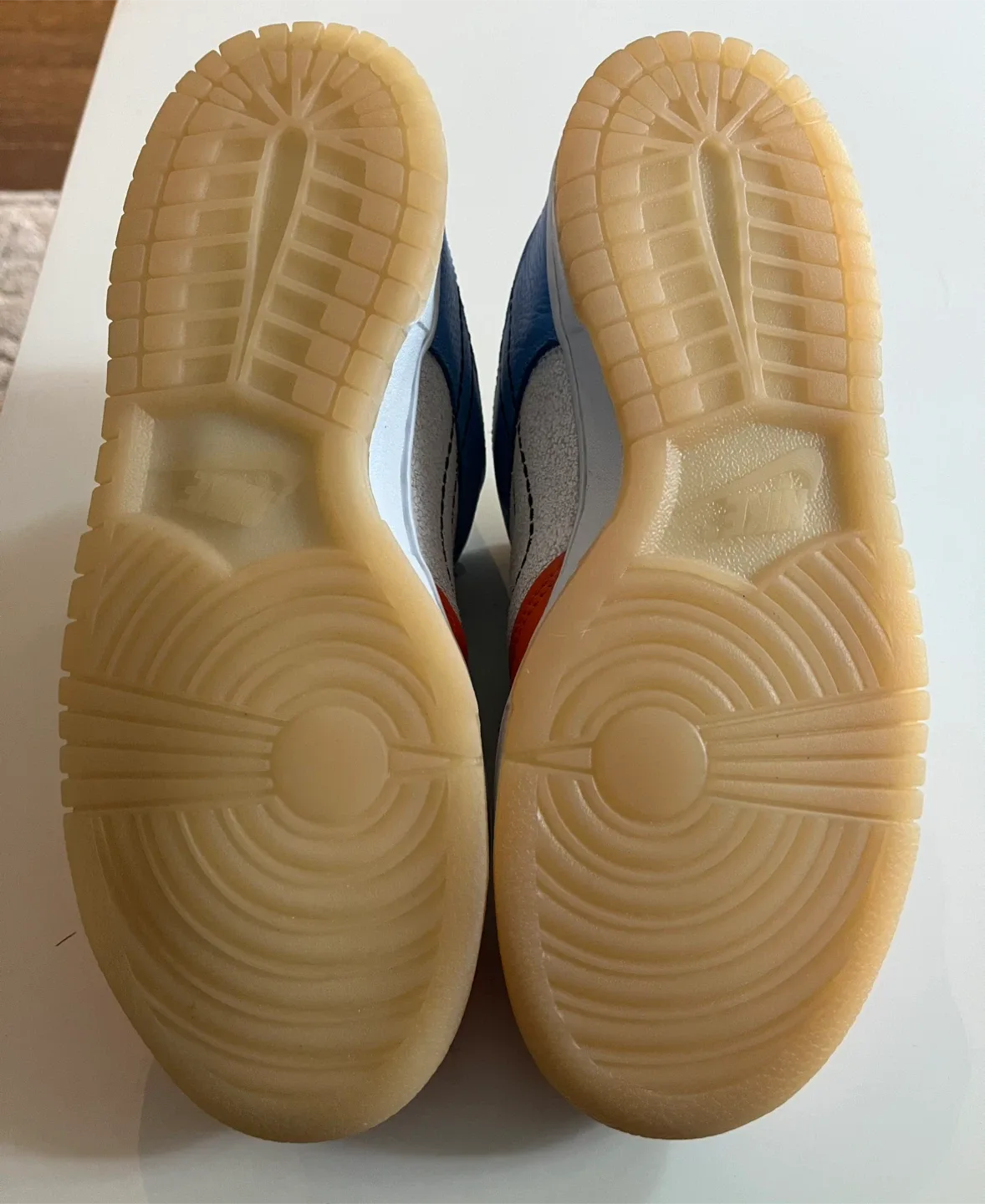 Nike US 5.5Y image indicator(4)