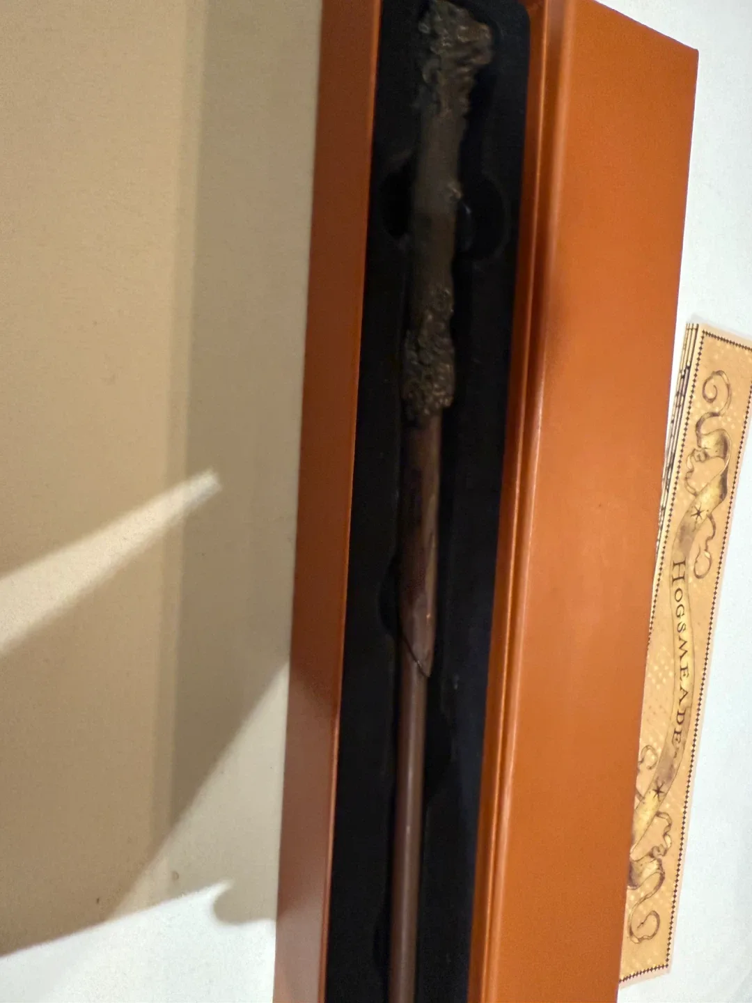 Harry Potter Wizarding World Hogsmeade Wand image indicator(2)