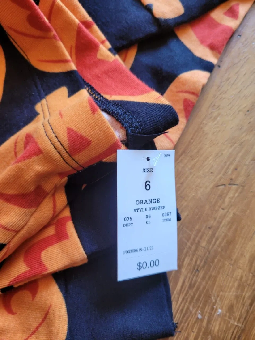 Set New Halloween pajama 🎃 size 6 image indicator(3)