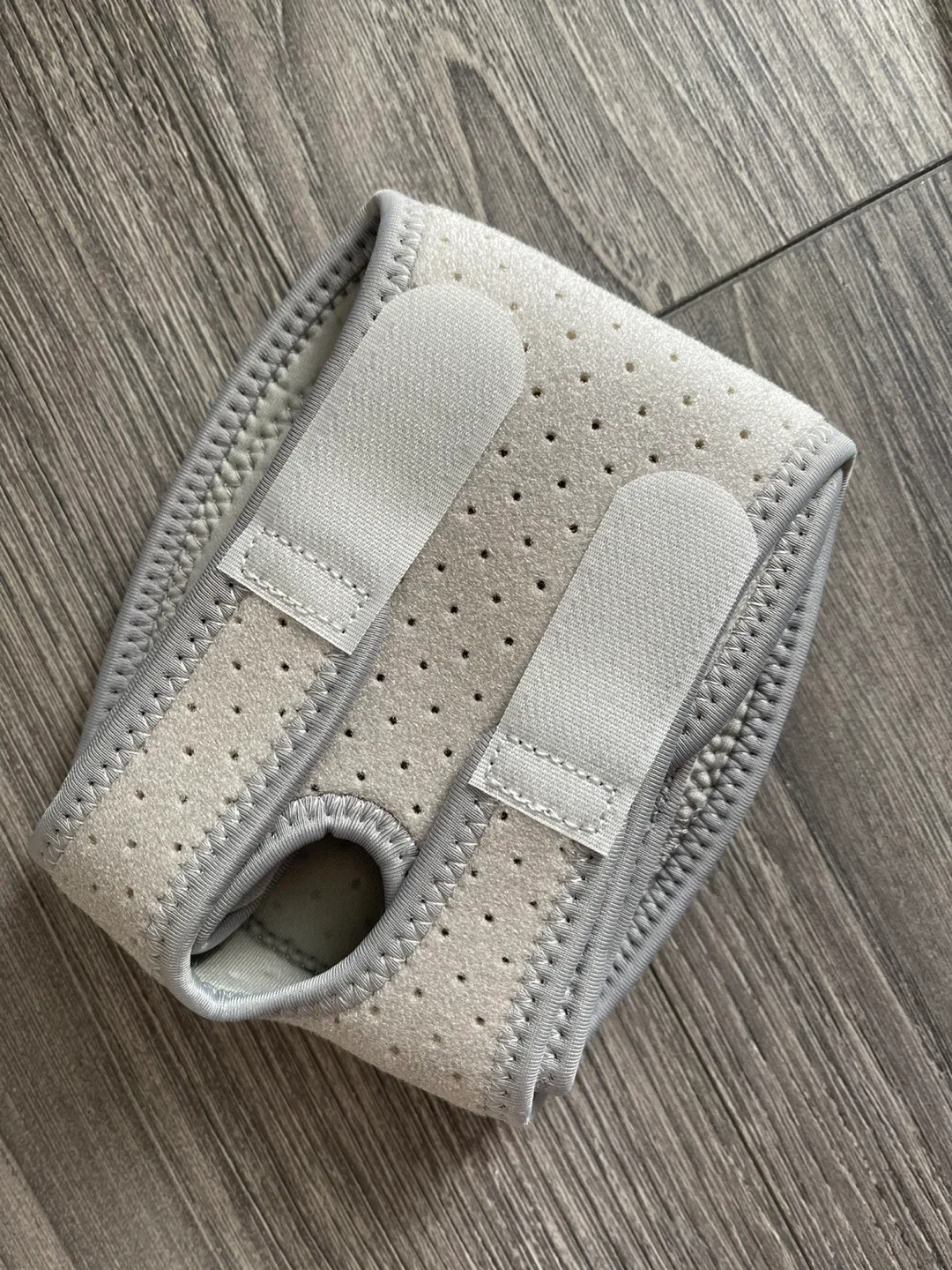 Wellnee Knee Brace - All-Day Discomfort Relief image indicator(3)