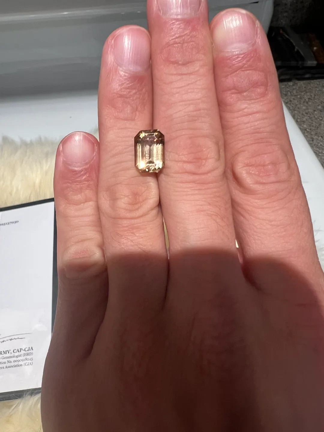 Natural Imperial Topaz 5.20ct image indicator(2)