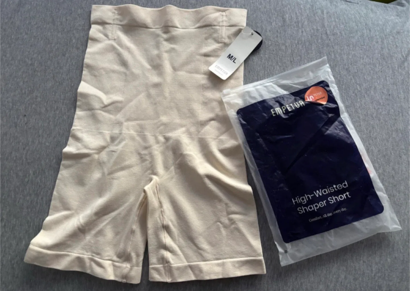 Empetua High-Waisted Shaper Shorts (Size M/L) thumbnail