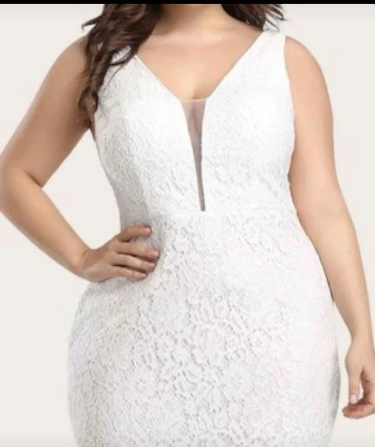 Beautiful wedding dress. Stretchy. US 12size image indicator(2)