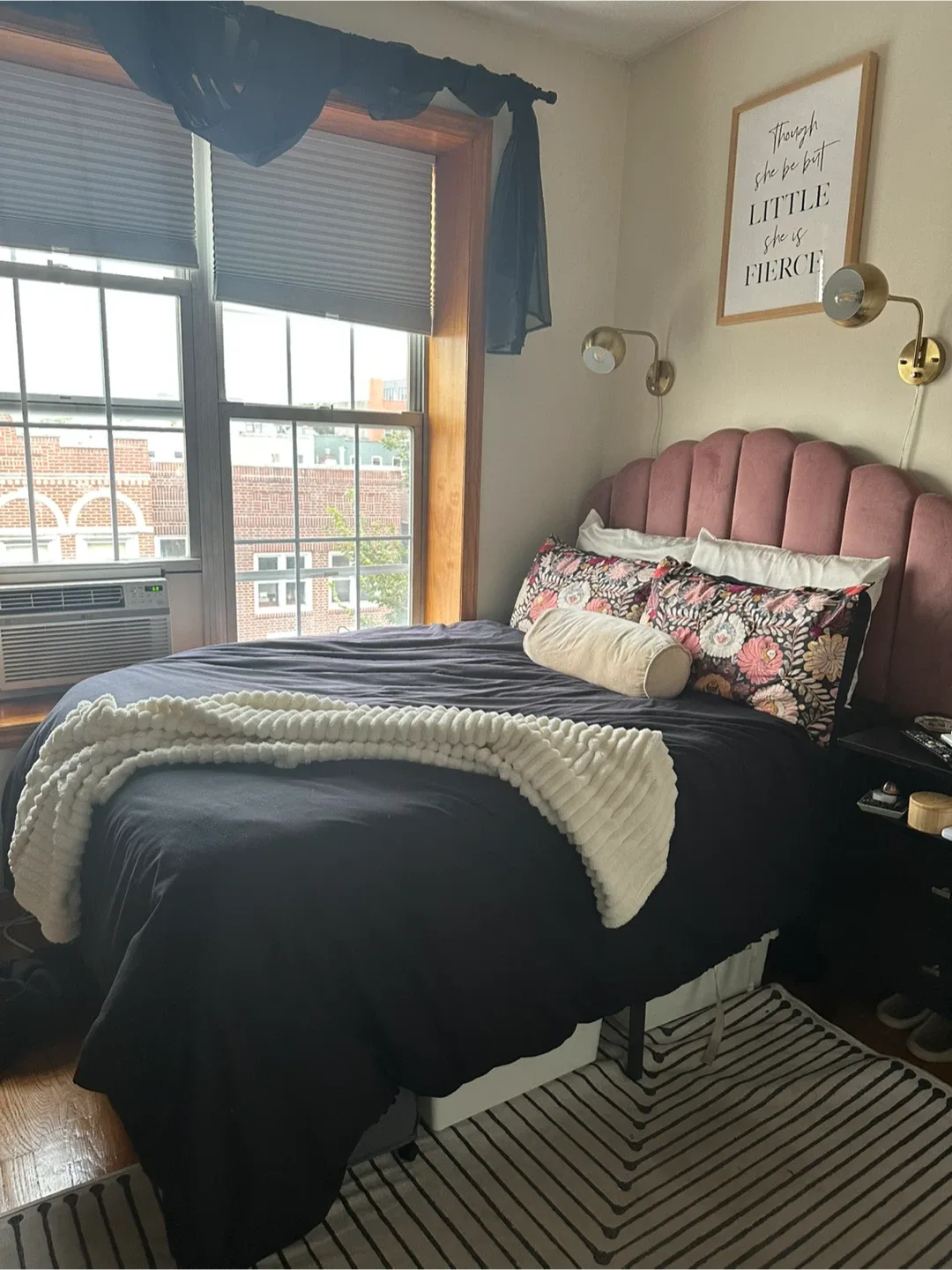 Full Size Metal Bed Frame image indicator(4)