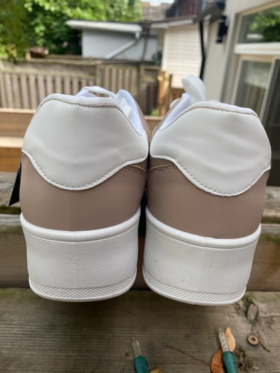 Streetwear Society Platform Sneakers New With Tags - Size 9 image indicator(2)