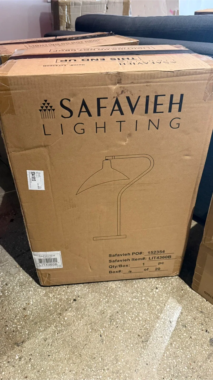 SAFAVIEH LIT4360B Table Lamp - New in Box! image indicator(3)